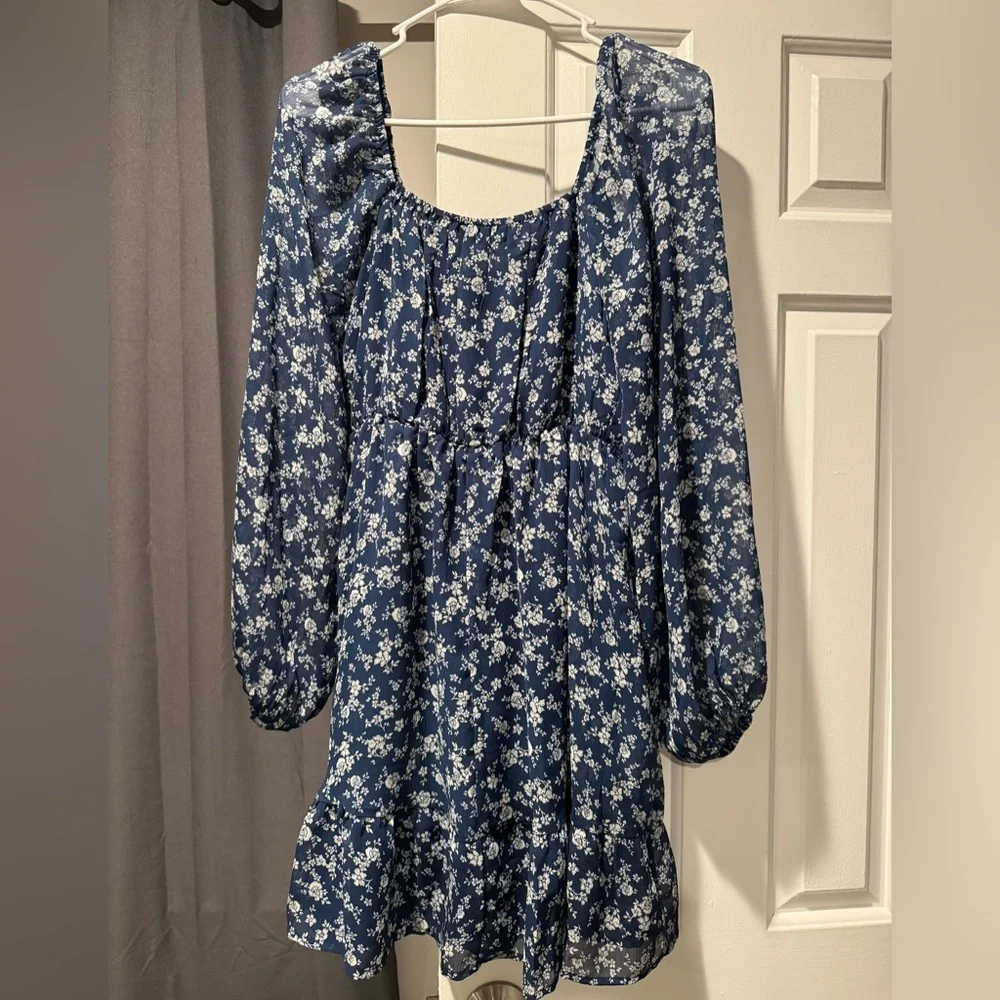 Hesperus Navy Floral Long Sleeve Dress Size Medium - Picture 7 of 7